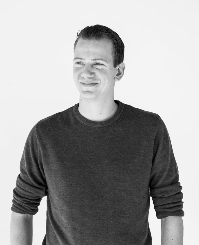 Thom Sip black and white picture